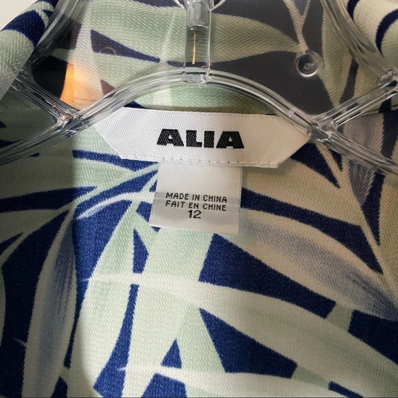 ALIA Vintage Floral Hawaiian Shirt Size 12 - Picture 3 of 6